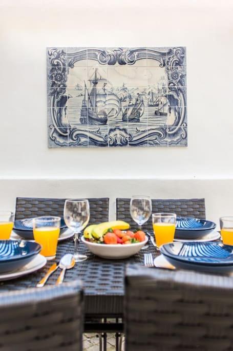 Apartment Santos Blue Tiles *