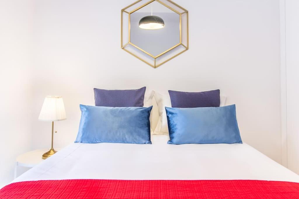 Santos Blue Tiles