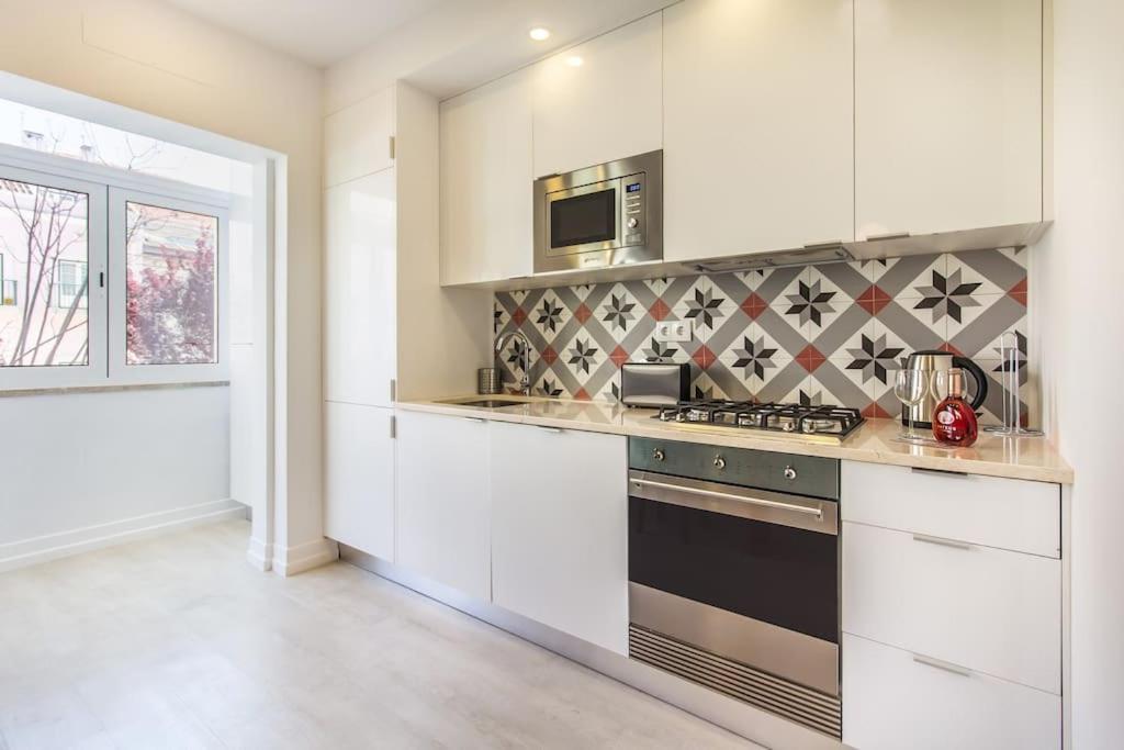 Apartment Santos Blue Tiles *