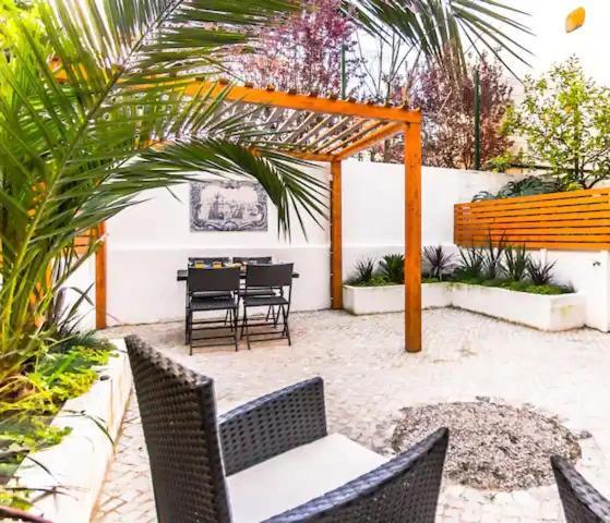 Santos Blue Tiles Apartment